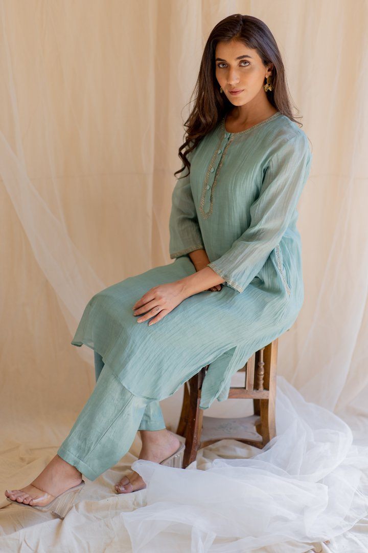 Saphire Gul Seedh Kurta by Nirjara for women Worldwide