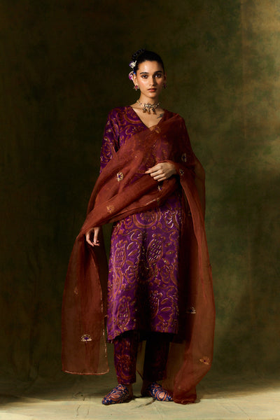 SAANJH SILK KURTA SET + DUPATTA