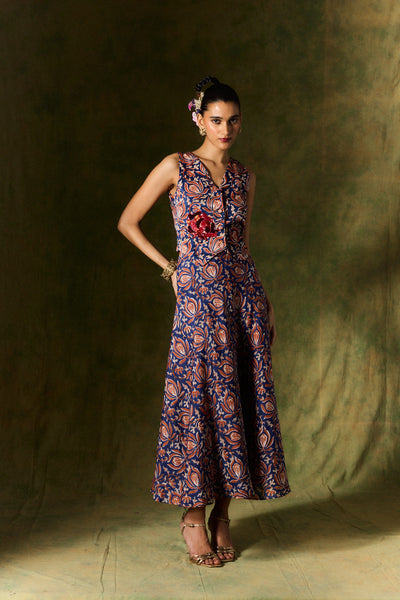 INAAYA SILK WAISTCOAT