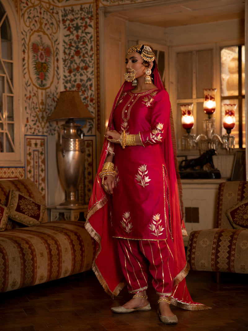 Ulfat- Surkh Chanderi Silk Kurta Salwar Set Kurta Sets by Maison Shefali for women Worldwide