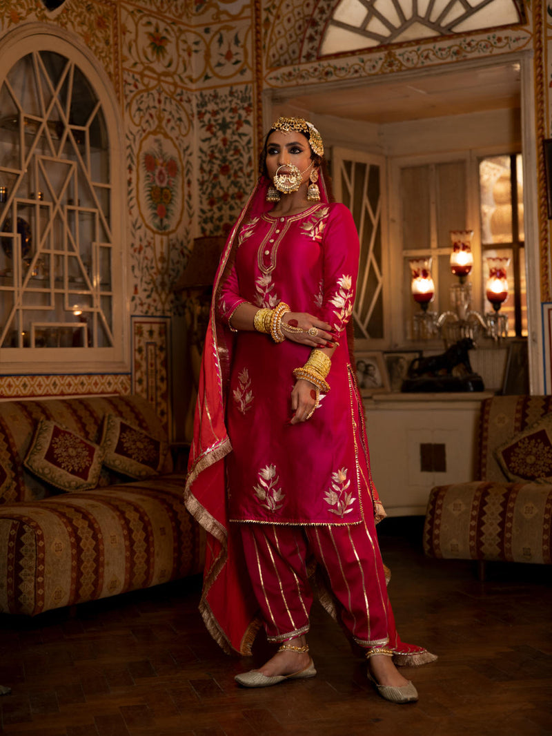 Ulfat- Surkh Chanderi Silk Kurta Salwar Set Kurta Sets by Maison Shefali for women Worldwide