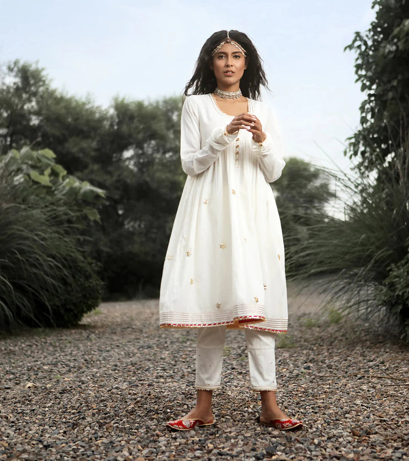 YASMIN Kurta Sets by Khara Kapas in white for women Worldwide