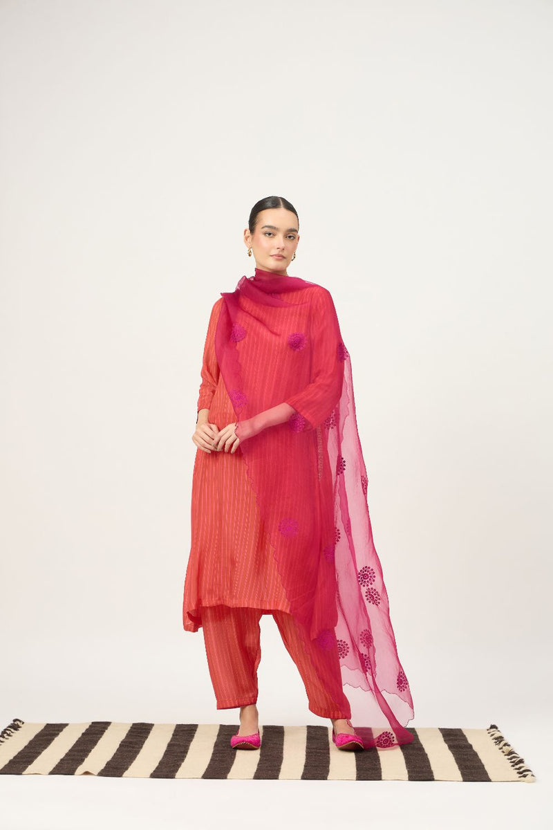 Zainab Kurta And Pant Set