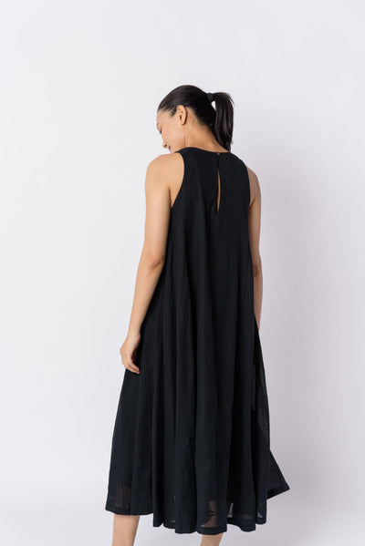 Black voluminous dress - Black