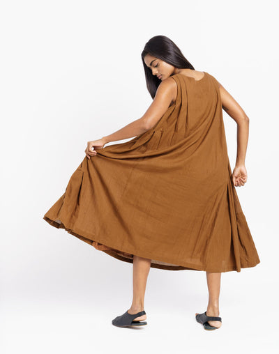 Cinnamon brown extra pleated midi dress - Brown