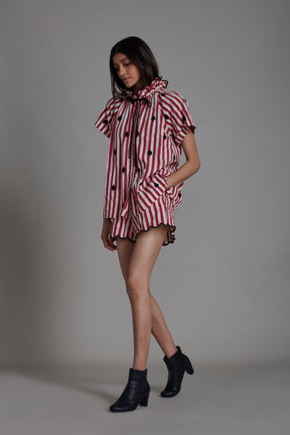 STRIPE TORA SHIRT AND SCALLOP SHORTS - RED WITH BLACK HEART