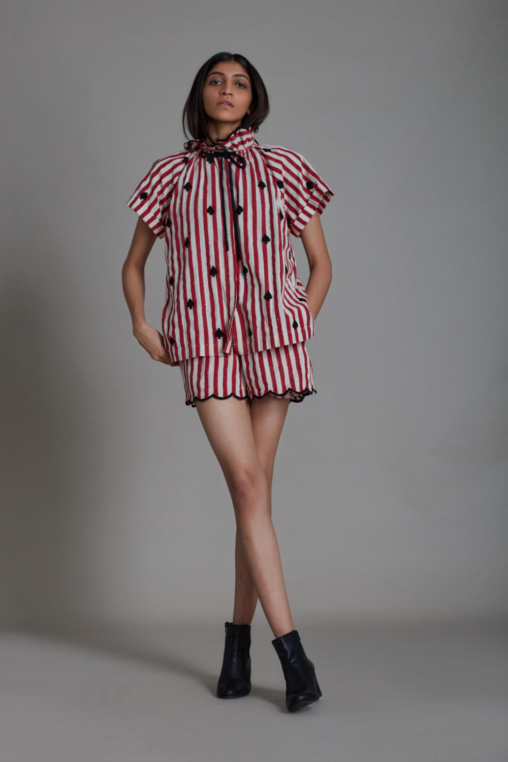 STRIPE TORA SHIRT AND SCALLOP SHORTS - RED WITH BLACK HEART