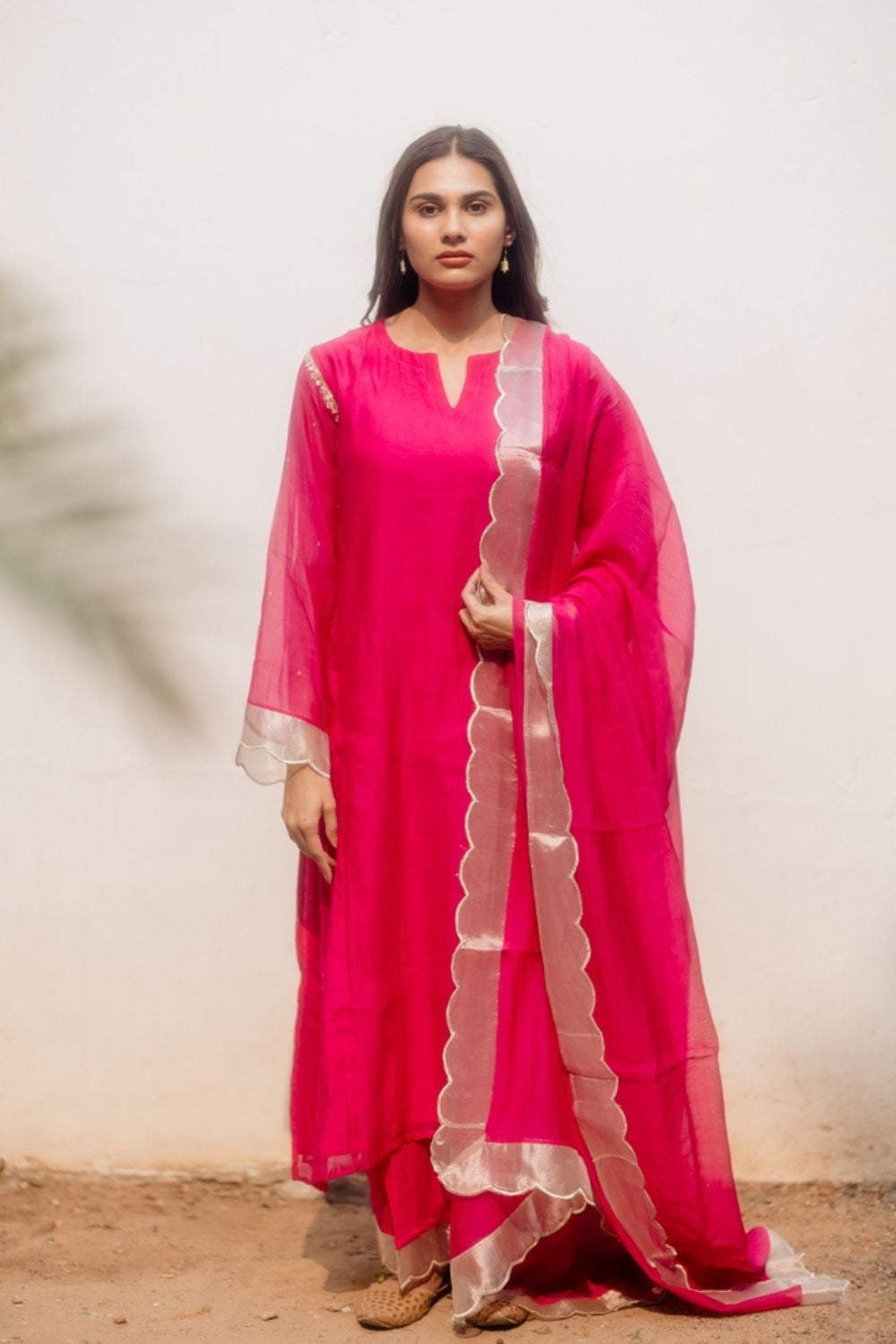 Handwoven Chanderi Comfort Fit Kurta Set - FUSHIA PINK And SILVER Fashion Juanita 