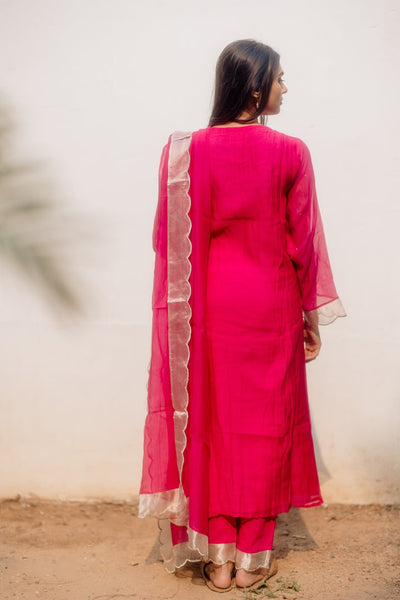 Handwoven Chanderi Comfort Fit Kurta Set - FUSHIA PINK And SILVER Fashion Juanita 