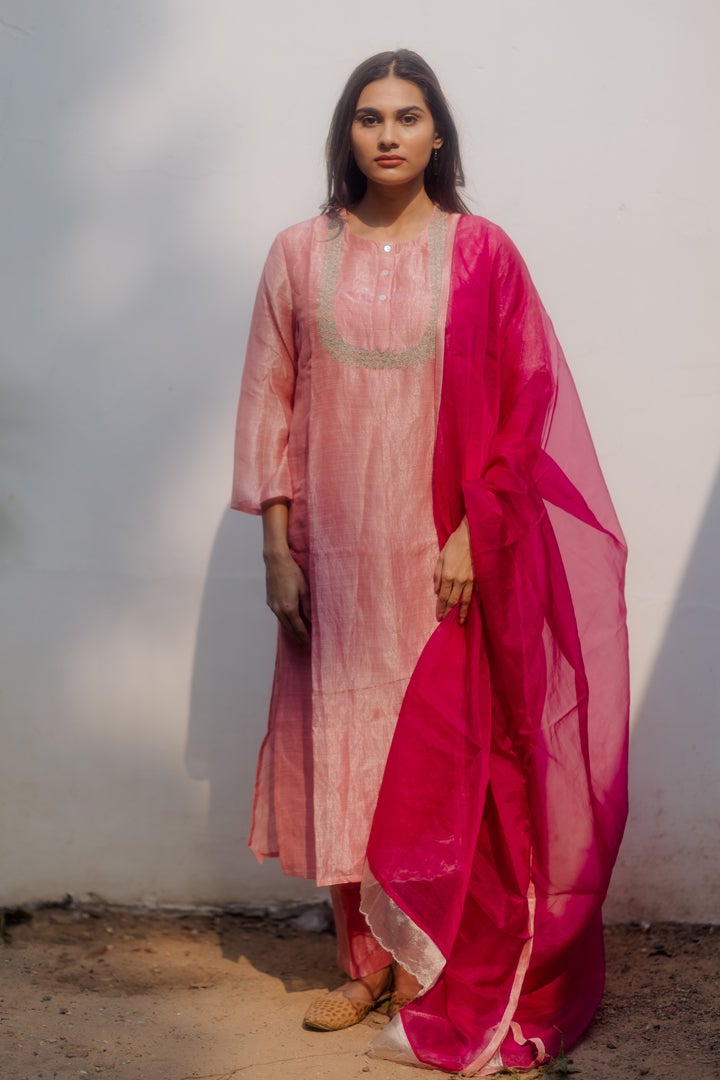 Handwoven Comfort Fit Kurta Set - LIGHT ROSE AND HOT PINK Fashion Juanita 