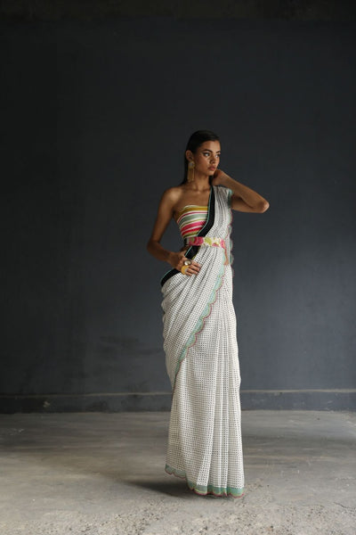 LOVE TO DOT POLKA SARI Fashion Rajiramniq